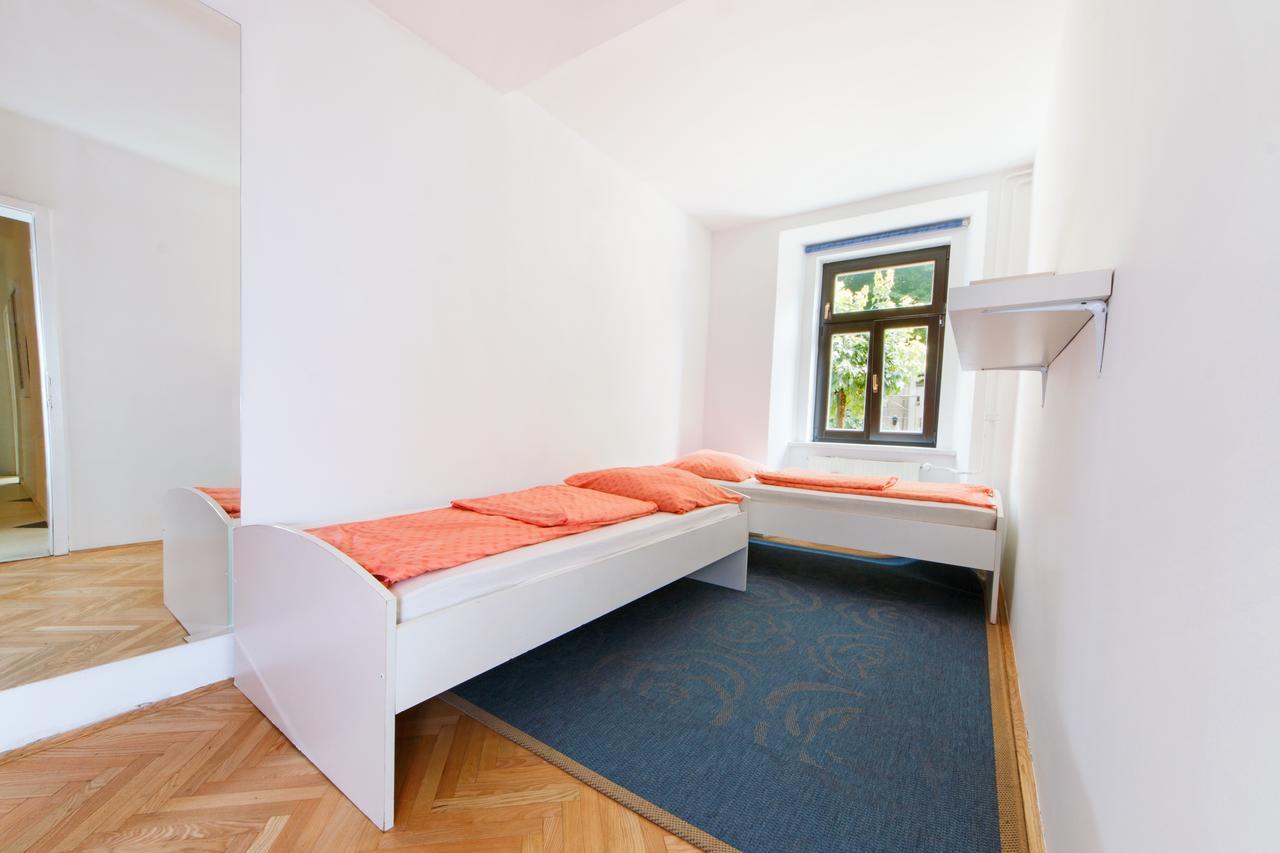 Apartments Vega Lublaň Pokoj fotografie